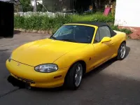 Gebraucht Mazda MX5 110 PS (80 kW) 2000 Gelb Cabrio