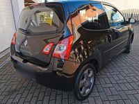 Gebraucht Renault Twingo 75 PS (55 kW) 2014 Schwarz Kleinwagen