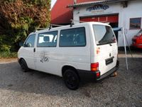 Second-hand VW Caravelle 116 CP (85 kW) 2003 Alb Van