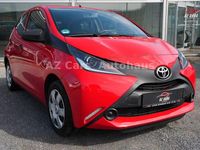 Gebraucht Toyota Aygo 69 PS (50 kW) 2017 Rot Kleinwagen