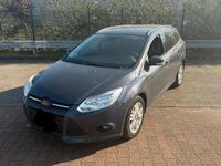 Gebraucht Ford Focus 116 PS (85 kW) 2011 Grau Kombi