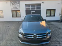 Gebraucht Mercedes B180 116 PS (85 kW) 2019 Grau Kleinwagen