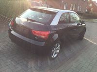 Gebraucht Audi A1 Ambition 105 PS (77 kW) 2011 Schwarz metallic Kleinwagen