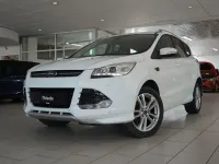 Gebraucht Ford Kuga Individual 179 PS (131 kW) 2015 Weiß SUV