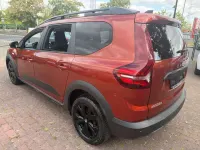 Gebraucht Dacia Jogger Extreme 101 PS (74 kW) 2022 Terrakottabraun Van / Kleinbus