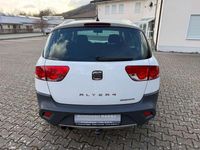 Gebraucht Seat Altea 140 PS (102 kW) 2012 Weiß SUV