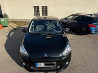 Gebraucht Mitsubishi Space Star 71 PS (52 kW) 2014 Schwarz Van / Kleinbus