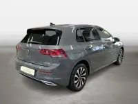 Occasion VW Golf VIII Active 150 ch (110 kW) 2023 Gris Berline