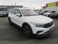 Gebraucht VW Tiguan 131 PS (96 kW) 2023 Pure white uni SUV