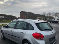 Gebraucht Renault Clio GrandTour Dynamique 75 PS (55 kW) 2008 Silber Kombi