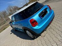 Gebraucht Mini Cooper D 116 PS (85 kW) 2016 Blau Kleinwagen