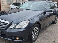 Gebraucht Mercedes E200 184 PS (135 kW) 2010 Grau Kombi