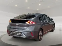 Gebraucht Hyundai Ioniq Style 105 PS (77 kW) 2020 Grau Kleinwagen