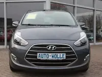 Gebraucht Hyundai ix20 Style 125 PS (91 kW) 2016 Grau Kleinwagen