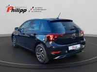 Gebraucht VW Polo Life 116 PS (85 kW) 2024 Rauchgrau (metallic) Limousine