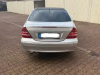 Gebraucht Mercedes C200 Elegance 122 PS (89 kW) 2004 Silber Limousine