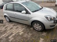 Gebraucht Ford Fiesta Ambiente 80 PS (58 kW) 2008 Silber Kleinwagen