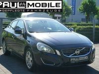 Gebraucht Volvo S60 Summum 114 PS (83 kW) 2012 Blau metallic Limousine