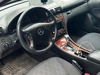 Gebraucht Mercedes C270 170 PS (125 kW) 2004 Schwarz Limousine