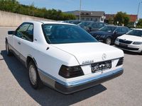 Second-hand Mercedes E230 132 CP (97 kW) 1987 Alb