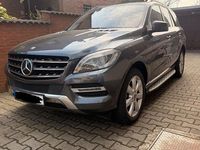 Gebraucht Mercedes ML350 258 PS (189 kW) 2013 Grau SUV