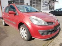 Gebraucht Renault Clio III Dynamique 88 PS (64 kW) 2007 Rot Limousine