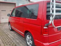 Gebraucht VW Multivan 199 PS (146 kW) 2018 Rot Van / Kleinbus