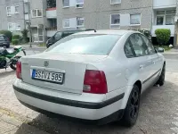 Brugt VW Passat 101 HK (74 kW) 1997 Grå Hatchback