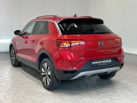 Gebraucht VW T-Roc Move 116 PS (85 kW) 2024 Rot SUV