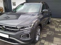 Gebraucht VW T-Roc Move 150 PS (110 kW) 2023 Grau SUV