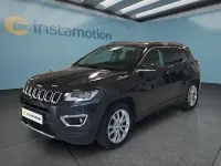 Gebraucht Jeep Compass Limited 150 PS (110 kW) 2020 Grün SUV