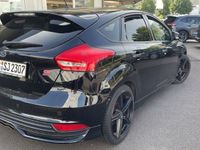 Gebraucht Ford Focus Sport 250 PS (183 kW) 2016 Schwarz Limousine