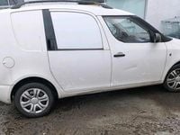 Gebraucht Skoda Roomster 90 PS (66 kW) 2012 Weiß Van / Kleinbus