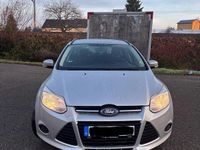 Usata Ford Focus 101 CV (74 kW) 2013 Argento Station wagon