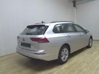 Second-hand VW Golf VIII Life 116 CP (85 kW) 2022 Argintiu Berlinǎ
