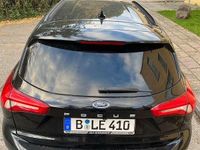 Gebraucht Ford Focus ST-Line 150 PS (110 kW) 2018 Schwarz Kombi