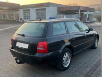 Gebraucht Audi A4 116 PS (85 kW) 2000 Schwarz Kombi