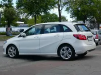Gebraucht Mercedes B220 Urban 184 PS (135 kW) 2019 Weiß Van / Kleinbus
