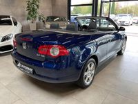 Second-hand VW Eos 140 CP (102 kW) 2007 Albastru Cabrio