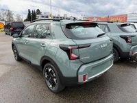 Neu Kia Stonic 101 PS (74 kW) 2026 Adventure green metallic SUV