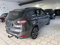 Gebraucht Ford Kuga ST-Line 150 PS (110 kW) 2018 Grau SUV