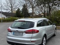 Gebraucht Ford Mondeo 150 PS (110 kW) 2019 Silber Kombi