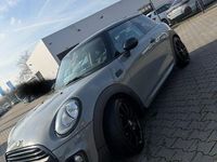 Gebraucht Mini John Cooper Works 103 PS (75 kW) 2017 Grau Kleinwagen