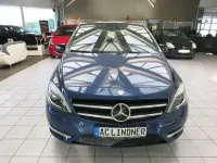 Gebraucht Mercedes B200 156 PS (114 kW) 2012 Blau Kleinwagen