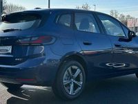 Gebraucht BMW 220 156 PS (114 kW) 2025 Phytonicblau metallic Kombi
