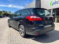 Gebraucht Ford Focus Ambiente 125 PS (91 kW) 2014 Schwarz Limousine