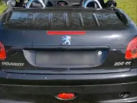 Gebraucht Peugeot 206 CC 136 PS (100 kW) 2004 Schwarz Cabrio