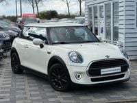 Gebraucht Mini ONE 102 PS (75 kW) 2019 Weiß Kleinwagen