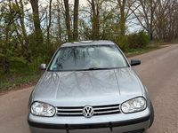 Gebraucht VW Golf IV Edition 105 PS (77 kW) 2002 Grau Kleinwagen