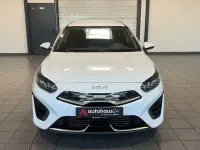 Gebraucht Kia Ceed Vision 141 PS (103 kW) 2022 Weiß Kleinwagen